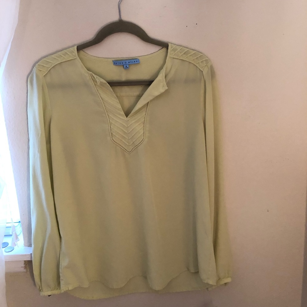 Light green yellow long sleeve top
